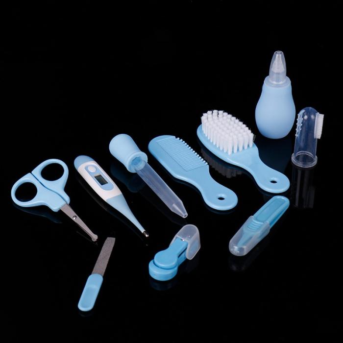 Portable Safety 1st Baby Grooming Set in blue color